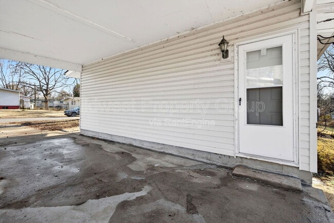 Building Photo - 1540 Aspen Dr