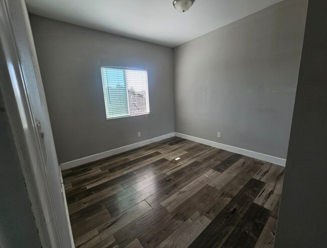 Building Photo - 6629 Denver Ave