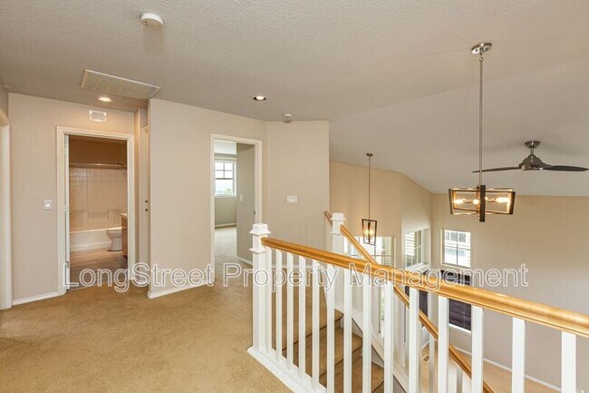 Building Photo - 8996 SE Bristol Park Dr