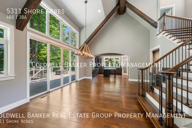 Building Photo - 5311 Shore Acres