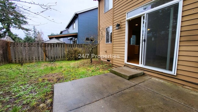 Building Photo - The Perfect 3 BD | 2.5 BA Home in Oregon C...