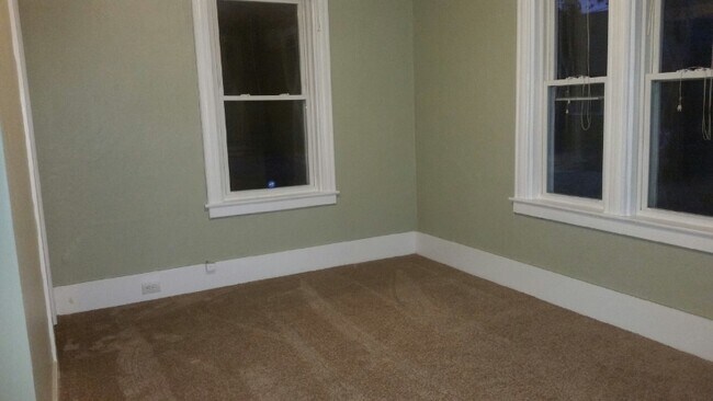 Building Photo - 68 South St