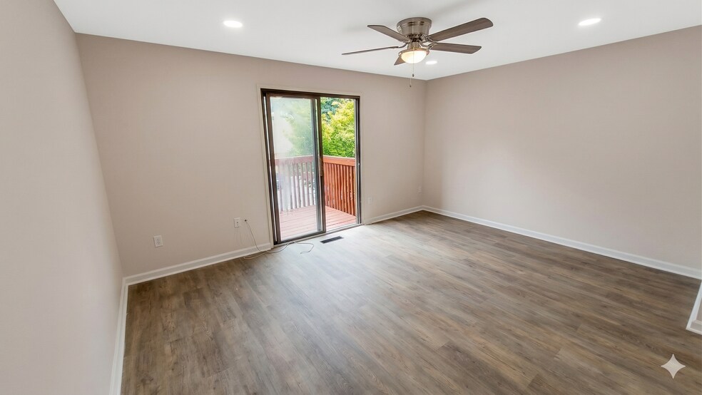 Building Photo - 971 S Taylor St