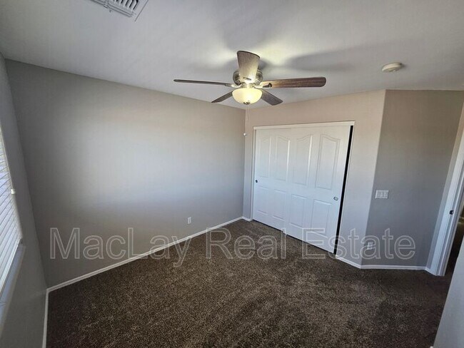 Building Photo - 3936 E Minton St