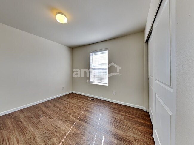 Building Photo - 18960 112th Ave Ct E