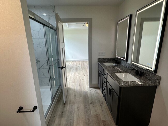 Building Photo - 3 Bedroom 2 Bath Built in 2025