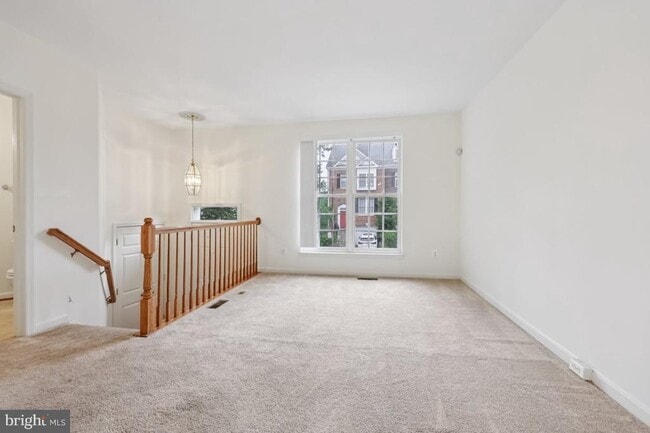 Building Photo - 6310 Cullen Pl