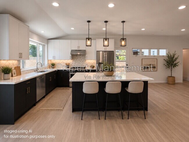 Building Photo - 2230 Sherwood Pl