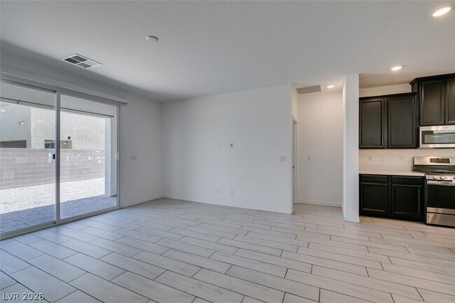 Building Photo - 6858 Greensmen Ave