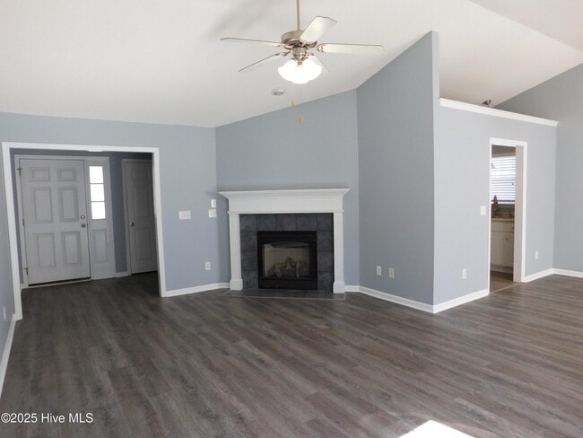 Building Photo - 205 Sellhorn Blvd