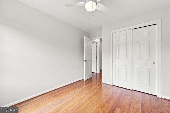 Building Photo - 6147 Early Autumn Dr