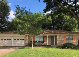 Building Photo - 1404 Linden Dr