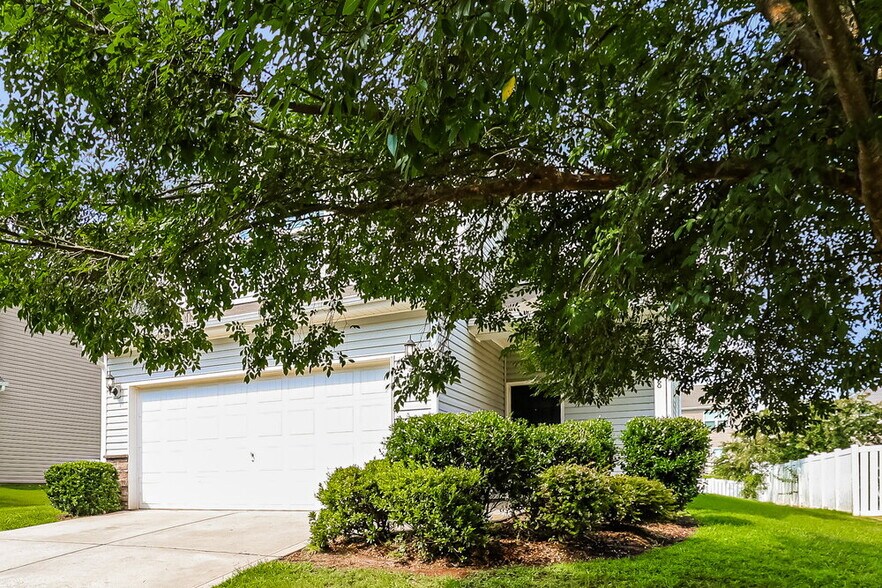 Building Photo - 8728 Balsam Bay Rd