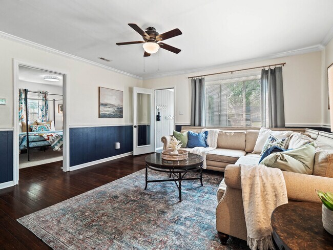 Building Photo - 122 Overlook Rd