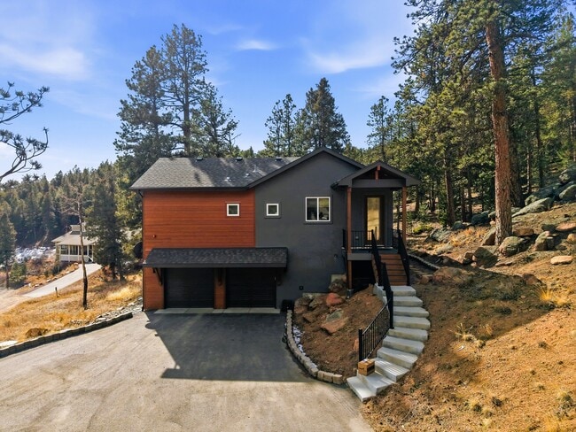 Building Photo - 191 Diamond Dr