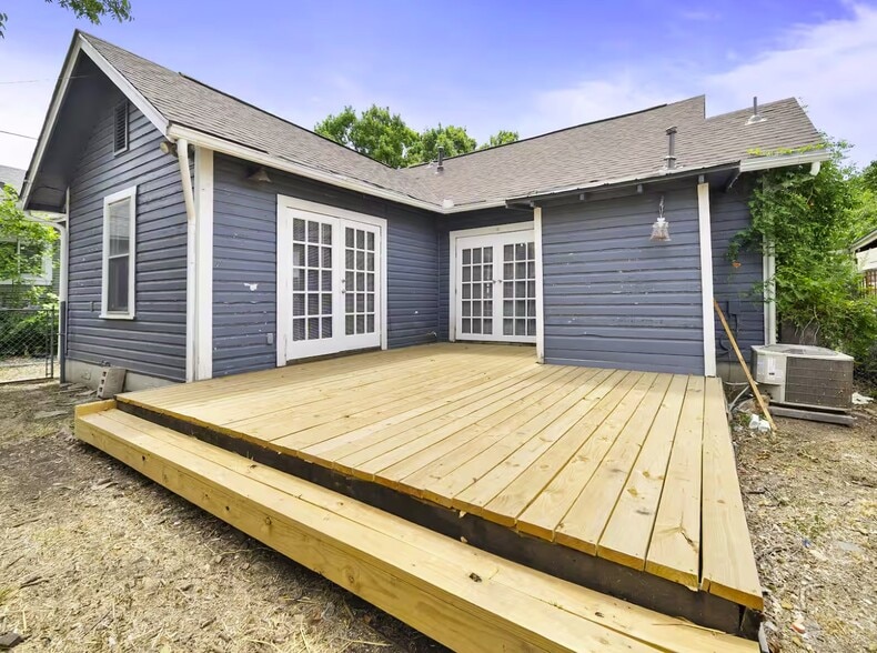 Building Photo - 1131 McKinley Ave