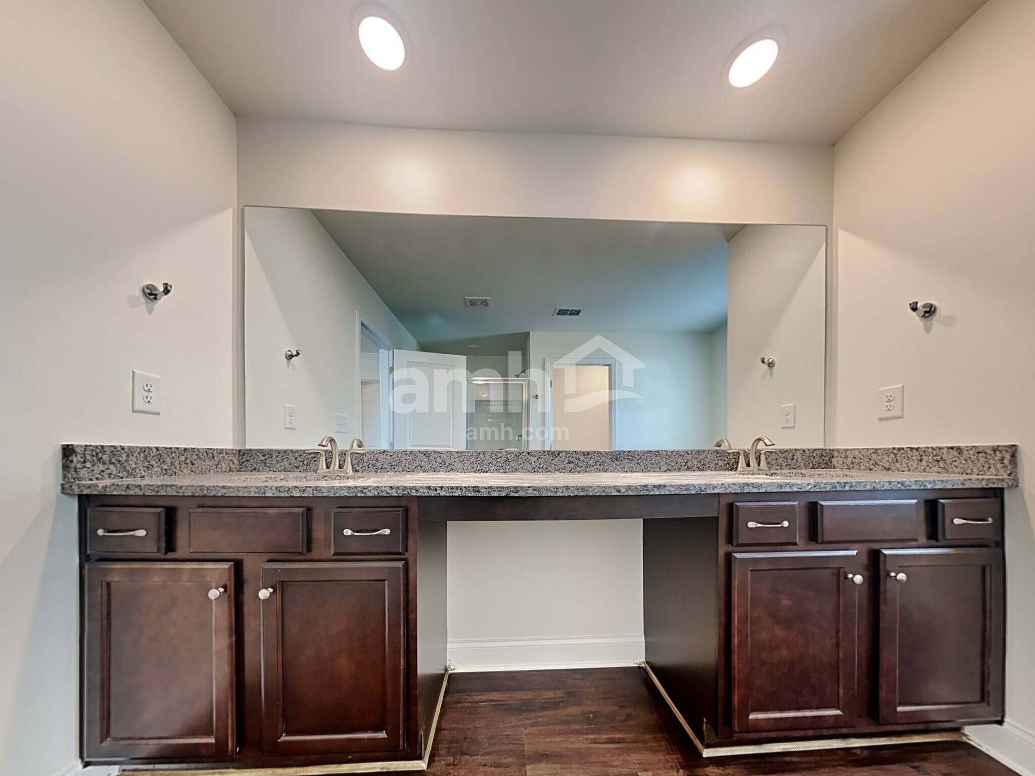 Building Photo - 845 Headland Wy
