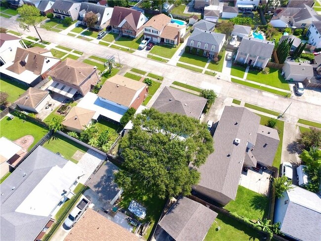 Building Photo - 316 Bienville Dr