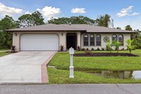 Building Photo - 1607 Talavera St SE