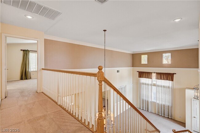 Building Photo - 2544 Kinnard Ave