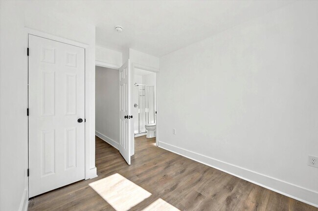 Building Photo - 2867 N Lee St