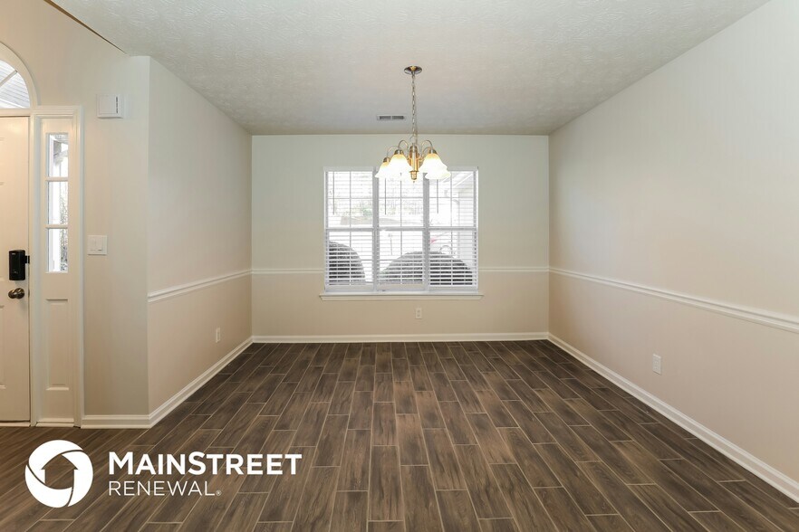 Building Photo - 316 Player's Cir