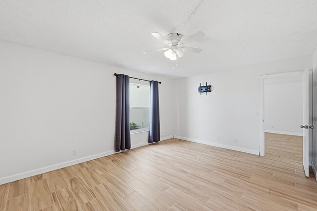 Building Photo - 2805 Casita Way