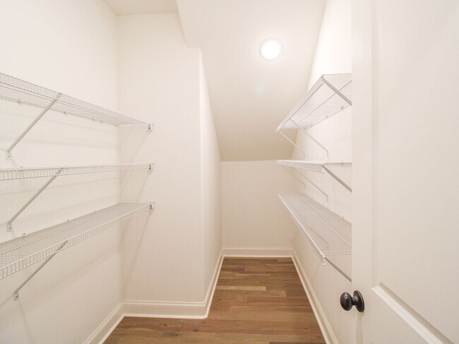 Building Photo - Beautiful two story home at Whispering Pines!