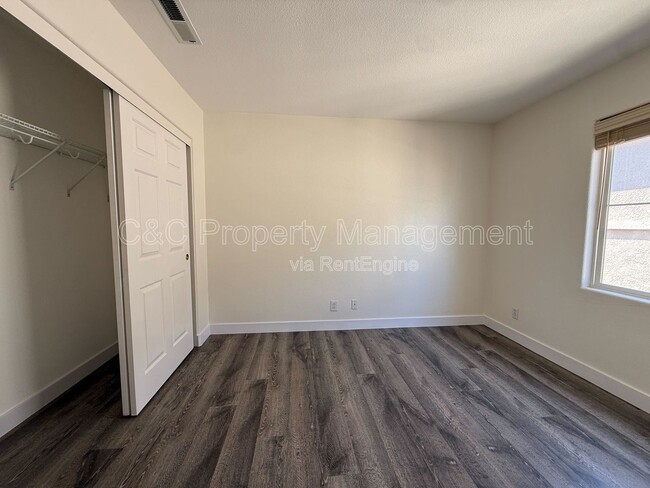 Building Photo - 97 la Jolla St