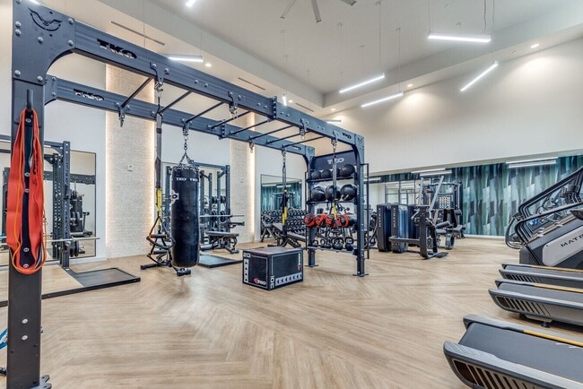 Building Photo - Looks Like a Promotion