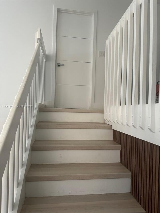 Building Photo - 1130 Oysterwood St