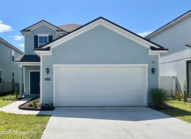 Building Photo - 14750 Cashew Ave