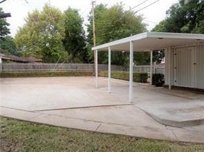 Building Photo - 2410 Royal Acres Dr