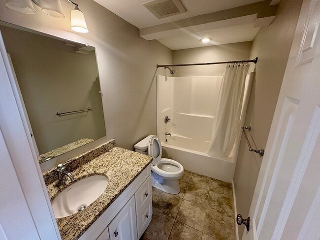 Building Photo - 56 Eliot St