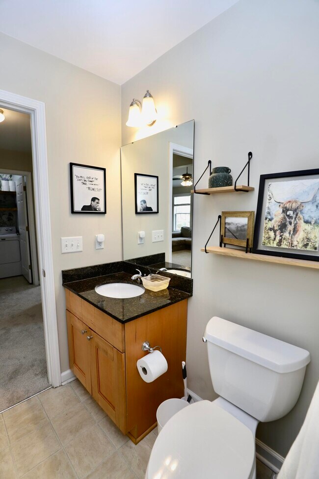 Building Photo - 1116 Waverly Pl Dr