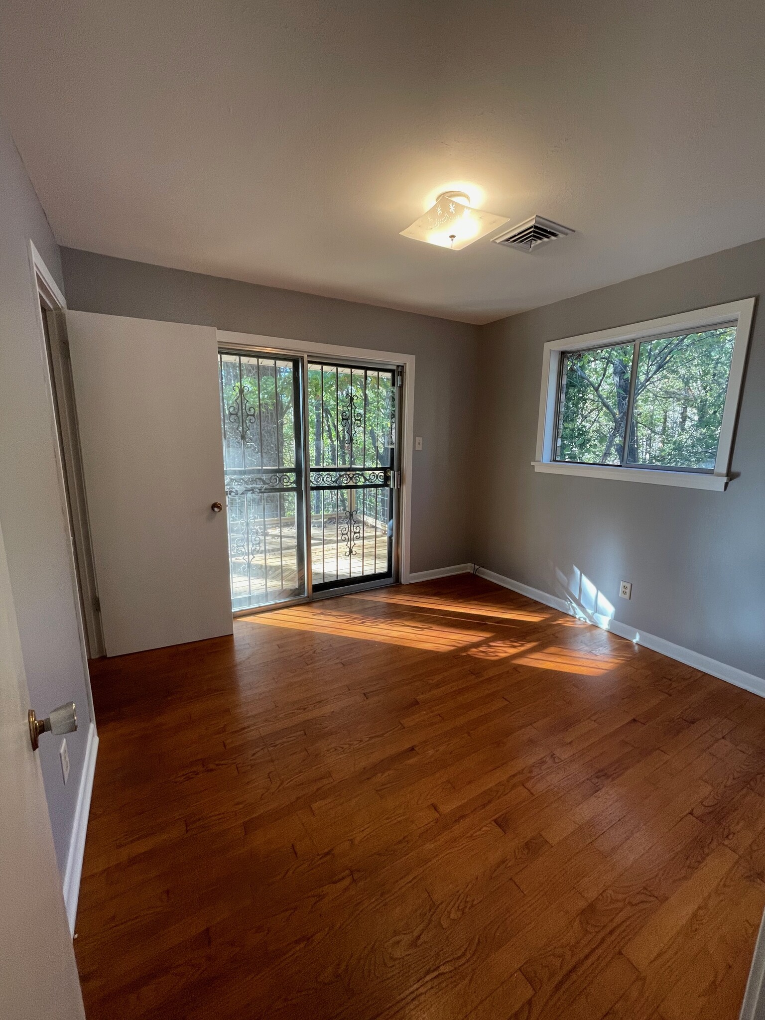 Bedroom 3 - 127 Charlon St