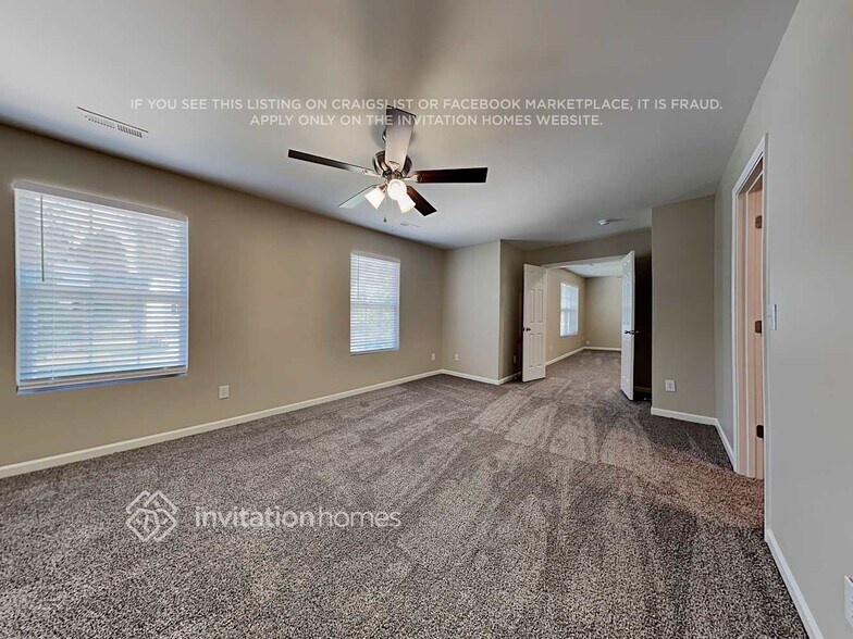 Building Photo - 2734 Highland Park Dr
