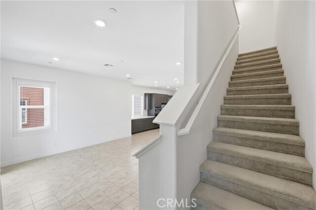 Building Photo - 158 Restore