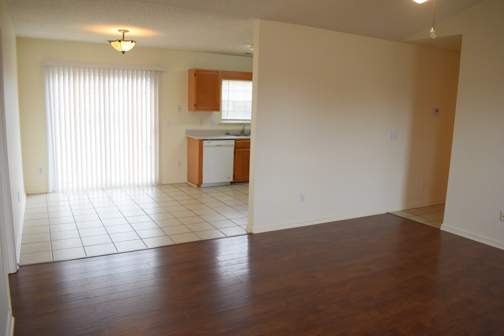Building Photo - 2500 Hawes Ct