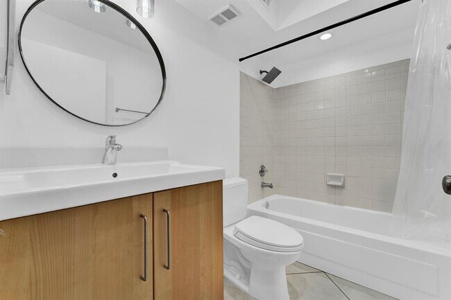 Building Photo - 2351 NW 33rd St