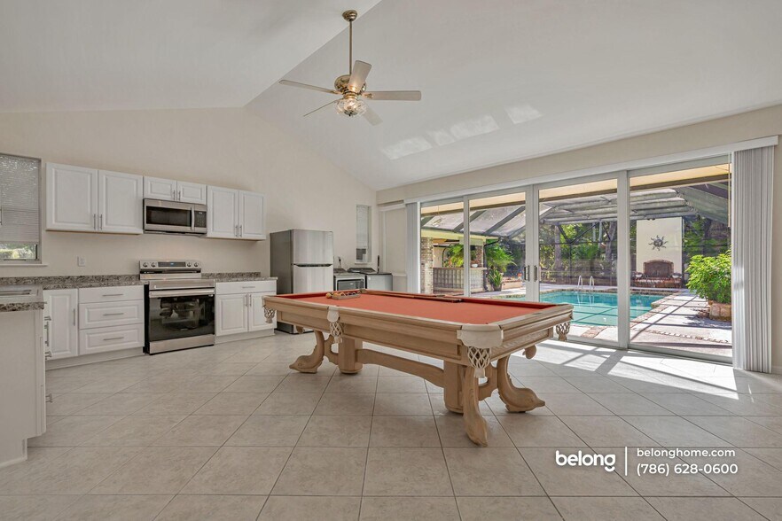 Building Photo - 6235 4th St