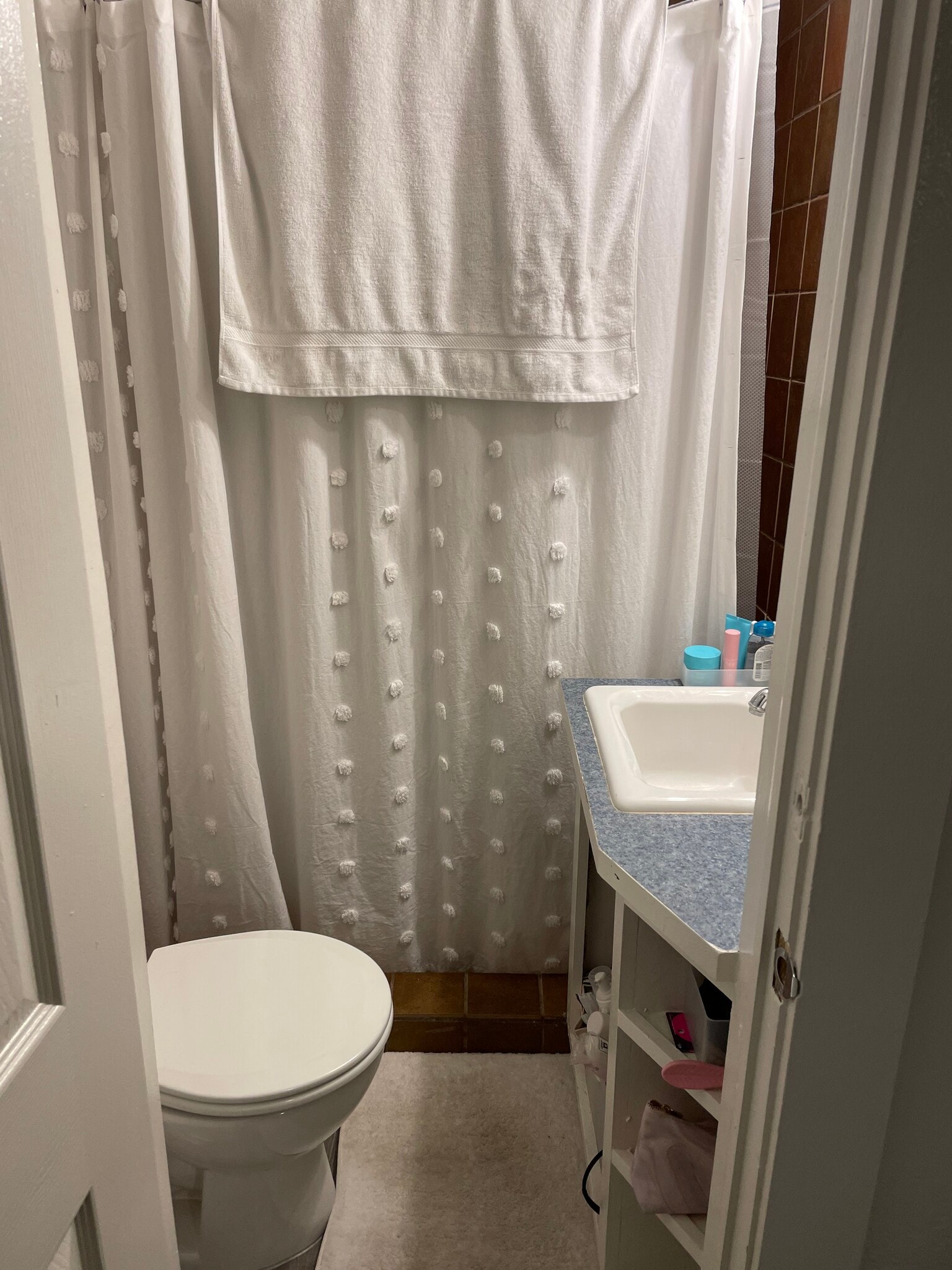 Building Photo - 208 W Elm Ave