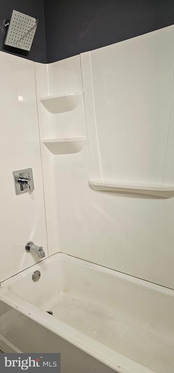 Building Photo - 1221 Poplar Grove St