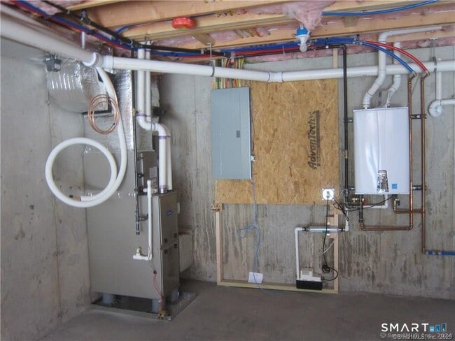 Building Photo - 574 Chopsey Hill Rd