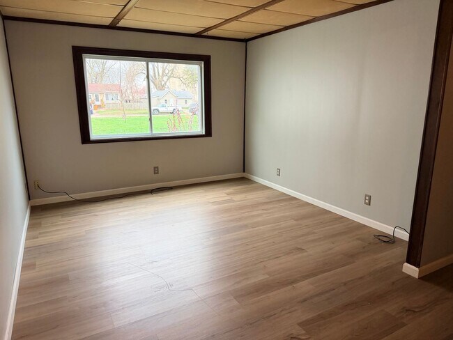 Building Photo - MadKooy-419 W 27th - New