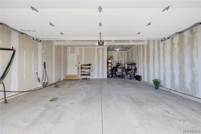 Building Photo - 4665 Carlyes Ct