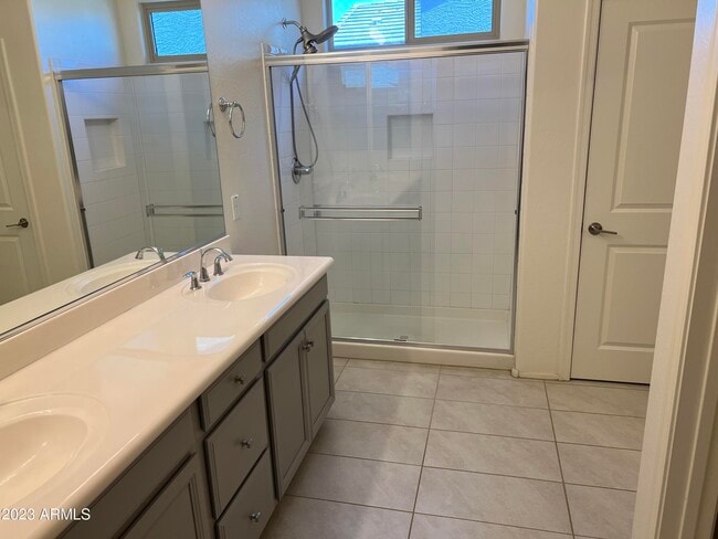 Building Photo - 2535 N 149th Ln