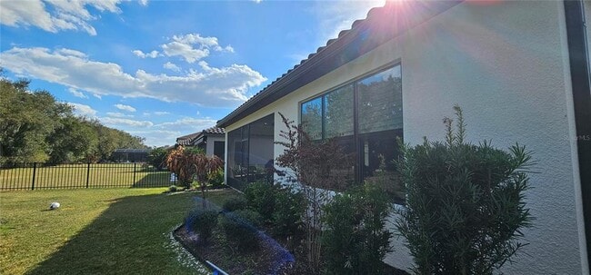 Building Photo - 3843 Carrick Bend Dr