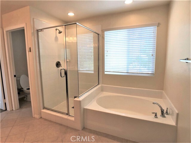 Building Photo - 2459 Bruin Pl