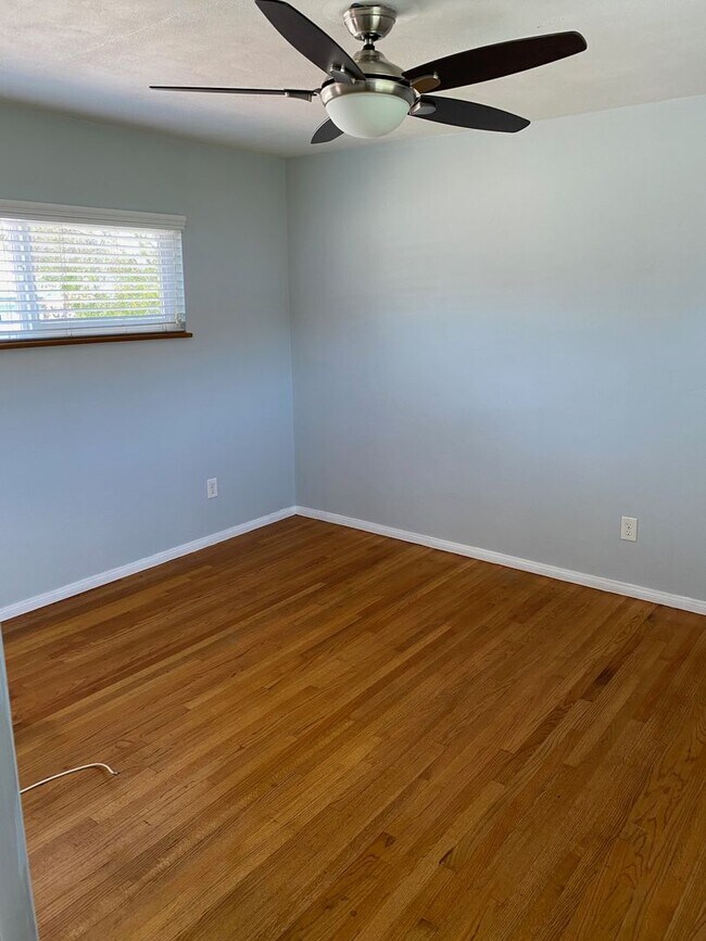 Building Photo - El Cajon 3 BR/1BA Single Family Detached H...